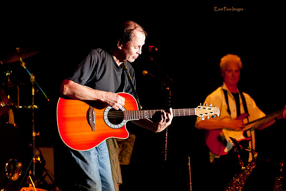 Coe on the  Ovation